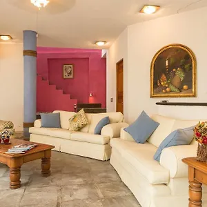 2* Bed and breakfast Casa La Columna